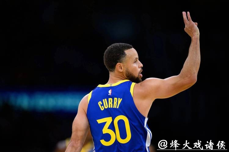 37岁库里疯砍48分!单核带队逆转独行侠!格林还要交易吗? 37岁库里疯砍48分!单核带队逆转独行侠!格林还要交易吗?